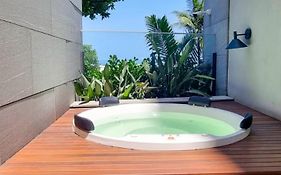 Frente Mar E Jacuzzi Particular